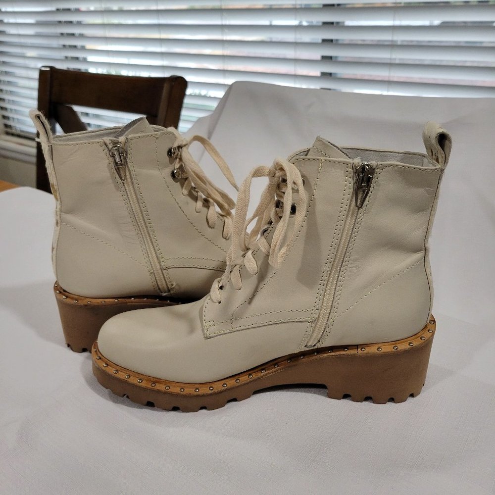 Dolce Vita Hinto Booties